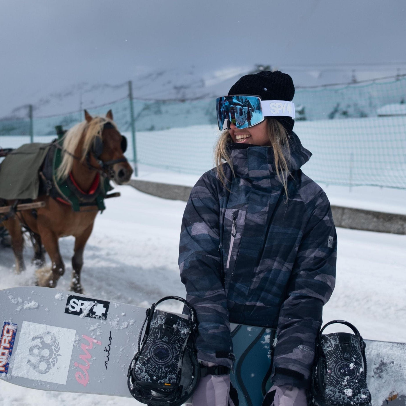 snowboard goggles for women