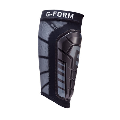 Adult shin guards for football - black