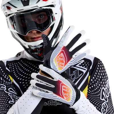 Troy Lee Designs Gloves AIR Optic - White/Black | 8Lines Shop - Fast Shipping World Wide